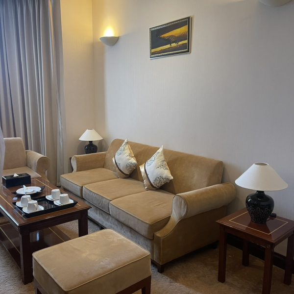 Tại Nam Tiến, chất lượng công trình là uy tín, đội ngũ là tài sản, và sáng tạo là cốt lõi trong từng thiết kế.